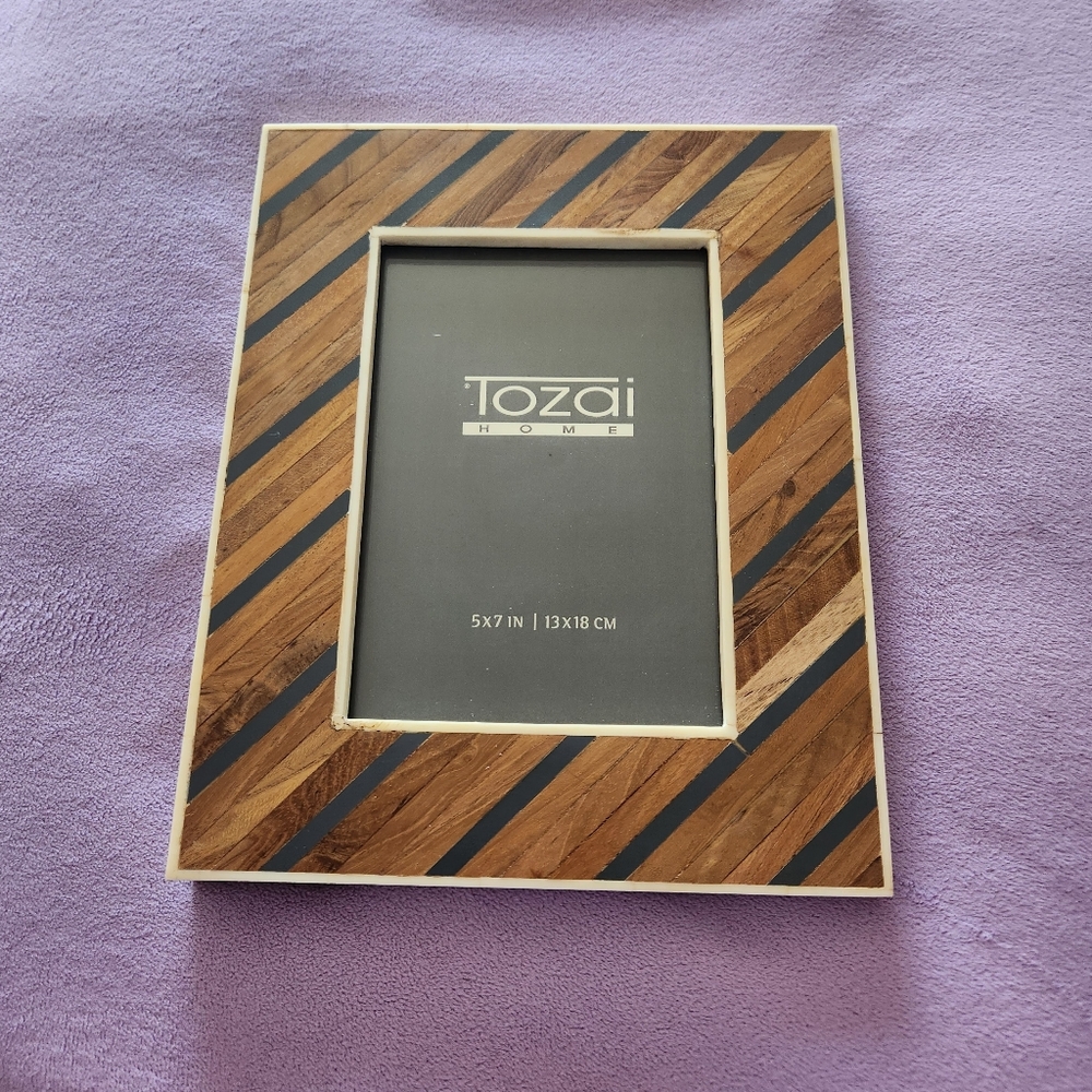 Tozai Home Wood Striped Picture Frame 5 x 7
